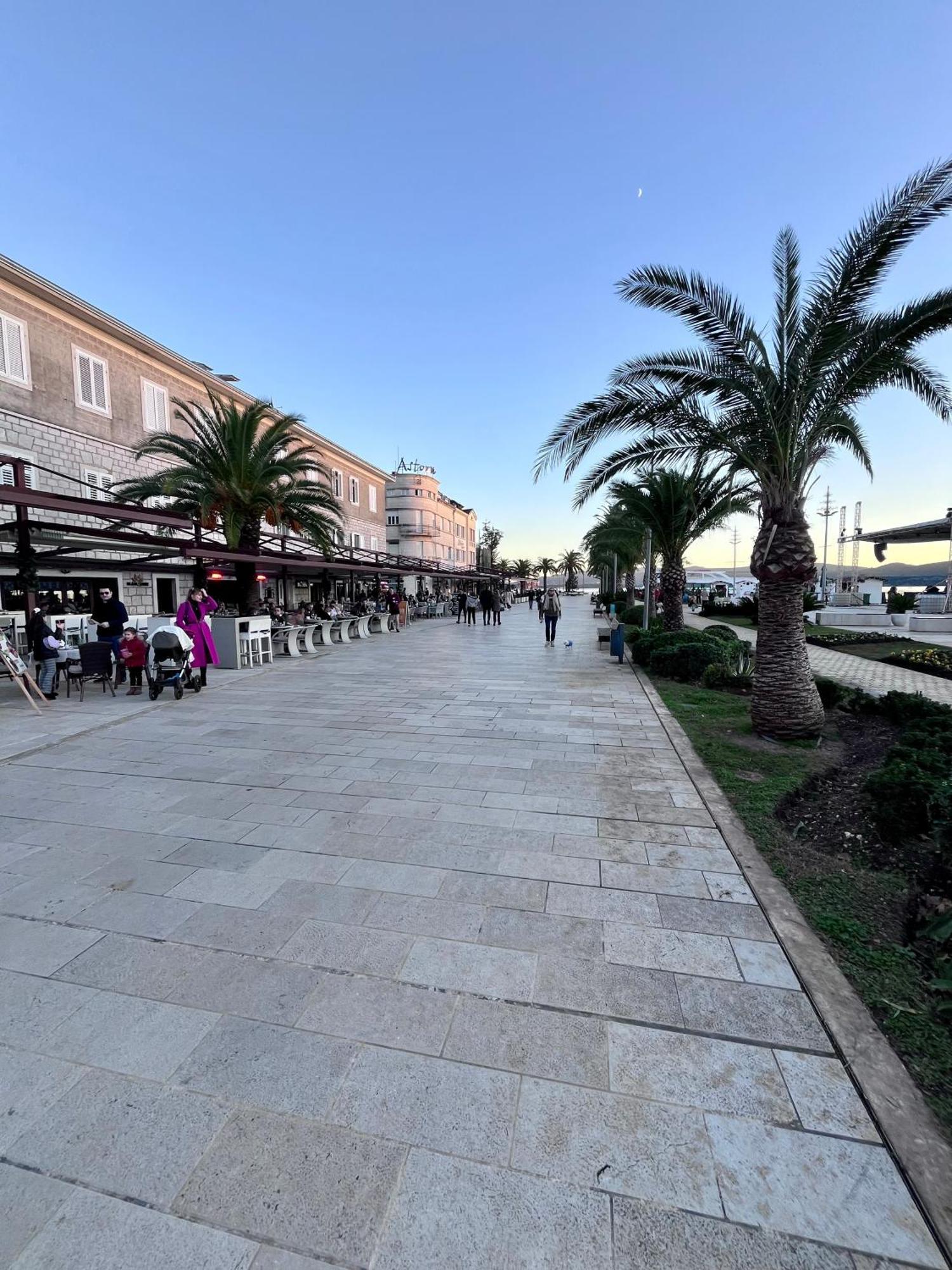 Tivat Apartments Eksteriør billede