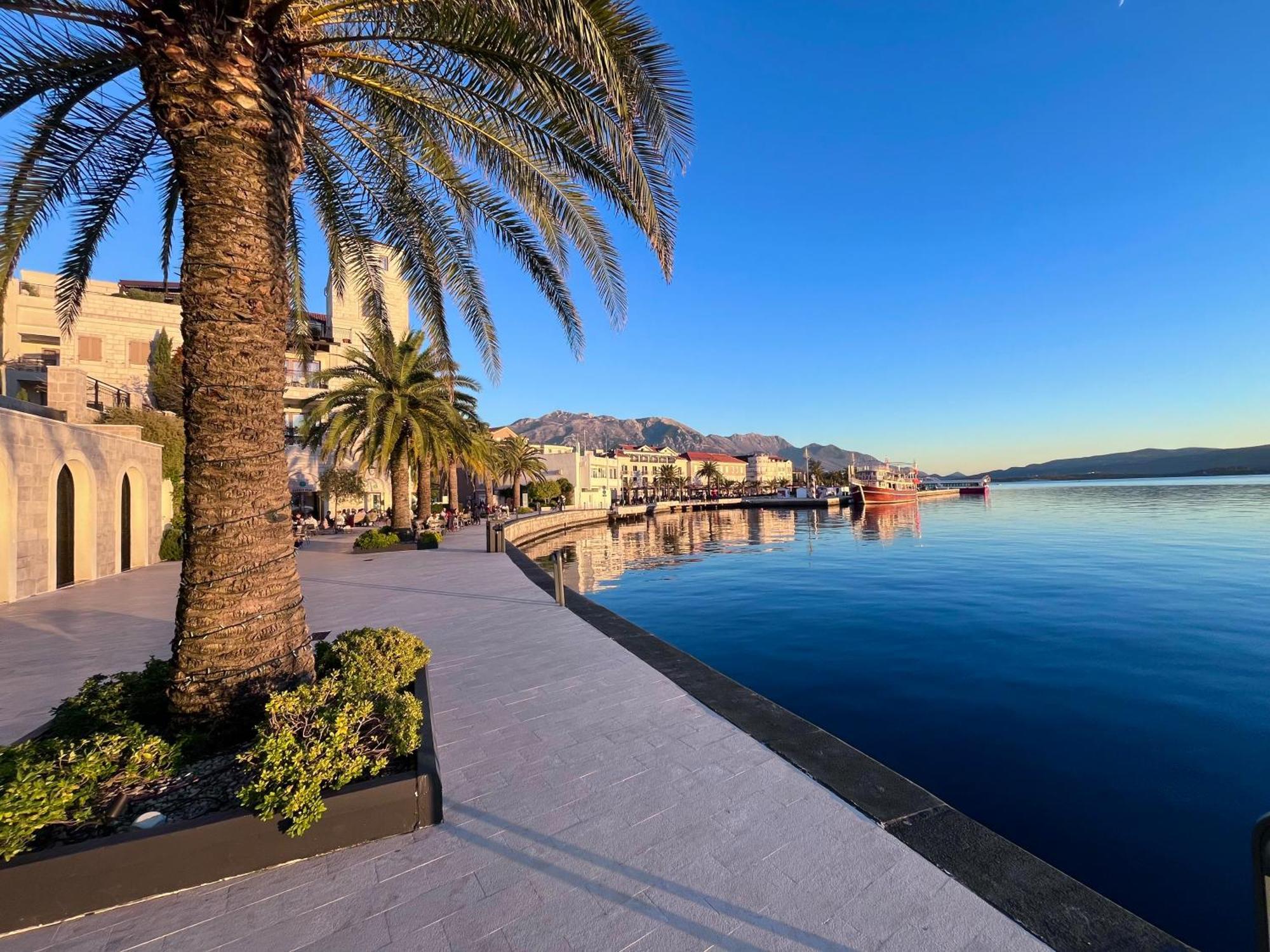 Tivat Apartments Eksteriør billede