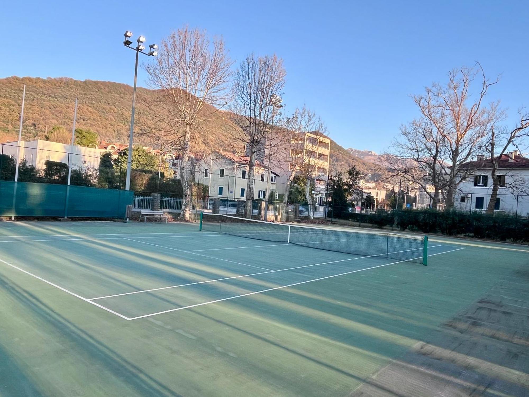 Tivat Apartments Eksteriør billede
